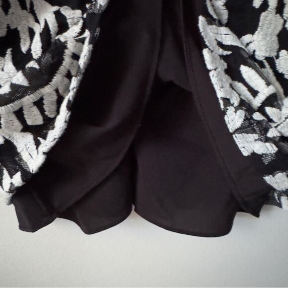 Alice + Olive Mesh Lace Embroidered Long Sleeve Dress Cutout Back Cut Out Zip 10 - Picture 3 of 12